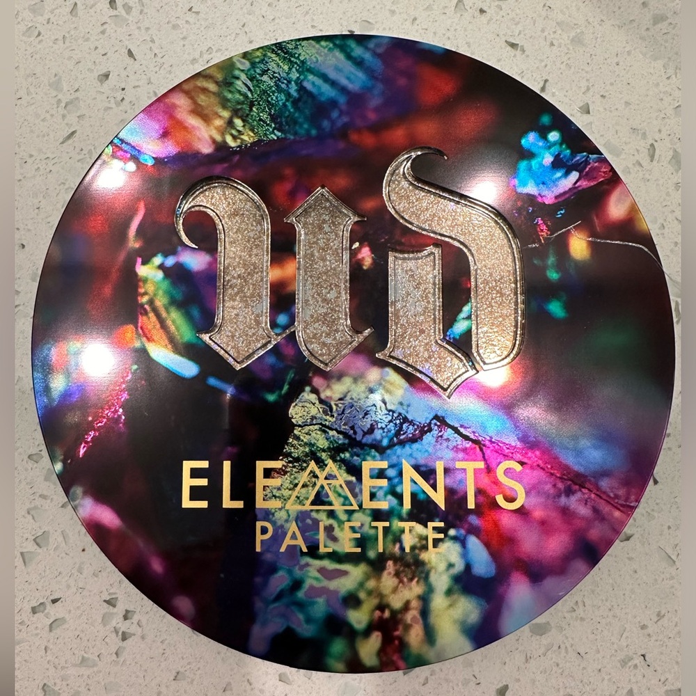 NIB Urban Decay Elements palette